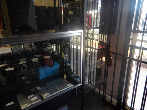 Pawn Shop «Tempe Pawn and Gold», reviews and photos, 2105 S Rural Rd, Tempe, AZ 85282, USA