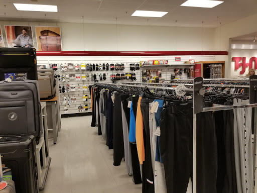 Department Store «T.J. Maxx», reviews and photos, 2003 N Eastman Rd #60, Kingsport, TN 37660, USA