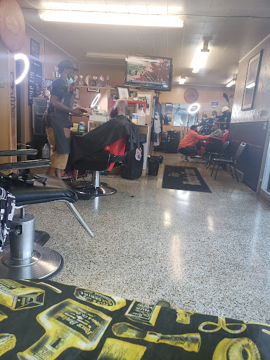 Barber Shop «Barber Zone», reviews and photos, 7429 E Main St, Reynoldsburg, OH 43068, USA