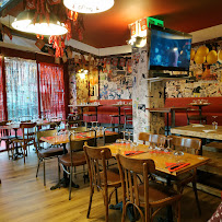 Atmosphère du Restaurant français Chez Papa Asnières à Asnières-sur-Seine - n°13