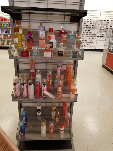 Department Store «T.J. Maxx & HomeGoods», reviews and photos, 715 E Dundee Rd, Palatine, IL 60074, USA