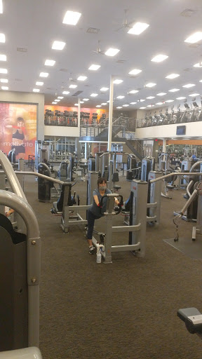 Gym «LA Fitness», reviews and photos, 13806 Whittier Blvd, Whittier, CA 90605, USA