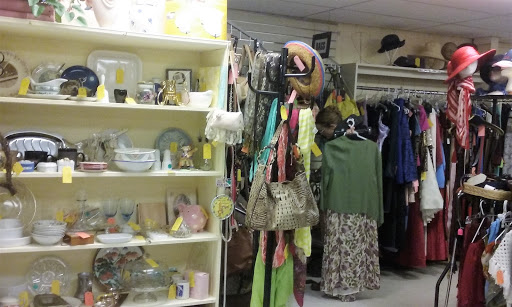 Thrift Store «VNACJ Thrift and Consignment Shop», reviews and photos, 69 Main St, Manasquan, NJ 08736, USA