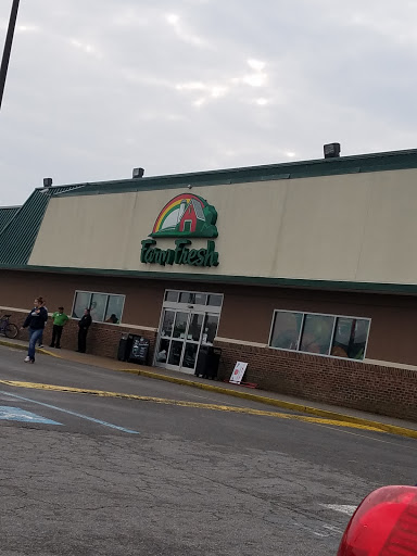 Grocery Store «Farm Fresh - Ocean View», reviews and photos, 179 W Ocean View Ave, Norfolk, VA 23503, USA