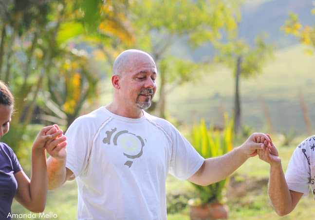 Bem Viver - Yoga e Dança Circular em Porto Alegre - Escola de dança