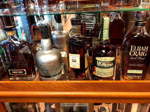 Wine Store «Bear Valley Wine & Liquor», reviews and photos, 3100 S Sheridan Blvd # F, Denver, CO 80227, USA