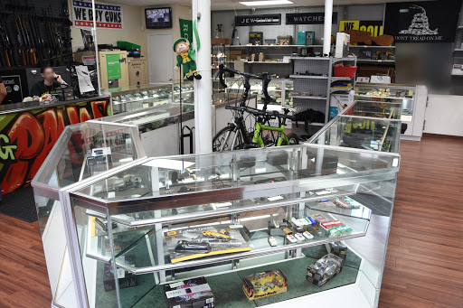 Pawn Shop «Mad Dog Pawn», reviews and photos, 3324 Manatee Ave W, Bradenton, FL 34205, USA