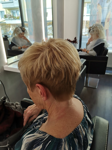 Lightness - Hair & Beauty In Salzburg