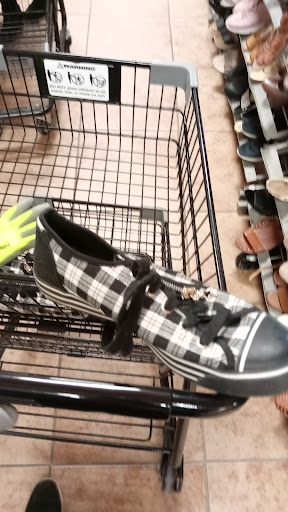 Thrift Store «Goodwill - Rialto», reviews and photos, 231 E Baseline Rd, Rialto, CA 92376, USA