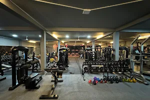 Dynamic Fitness Gyms - Nawinna/Maharagama image