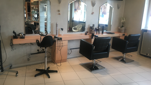 Ana'Belle COIFFURE 4 Rue Chaynes Aimable, 01540 Vonnas, France