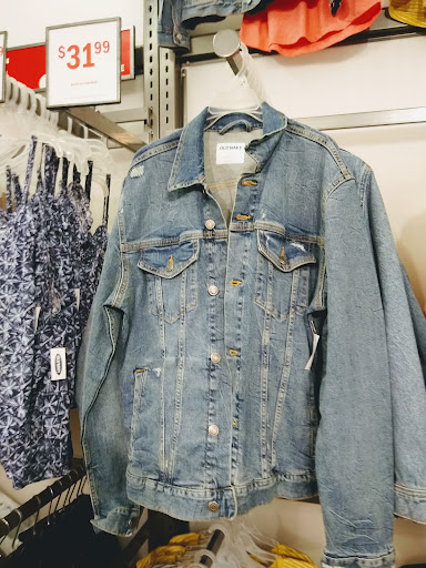 Clothing Store «Old Navy», reviews and photos, 7 Backus Ave, Danbury, CT 06810, USA