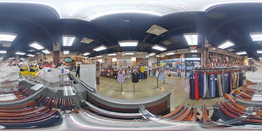 Clothing Store «Uptown Cheapskate», reviews and photos, 1038 Rockville Pike, Rockville, MD 20852, USA