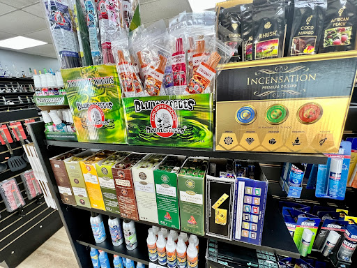 Tobacco Shop «Smoke Hut Smoke Shop», reviews and photos, 11902 Blue Ridge Boulevard g, Grandview, MO 64030, USA