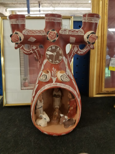 Thrift Store «AMVETS Memphis», reviews and photos, 2526 Elvis Presley Blvd, Memphis, TN 38106, USA