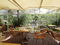 Atmosphère du Restaurant de spécialités à base de poisson-pêcheur Au Fil de l'Eau à Brantôme - n°20