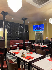 Atmosphère du Pizzeria Villa Romana à Paris - n°12