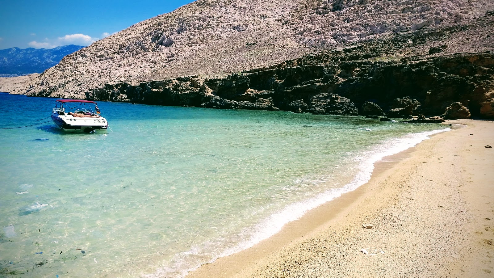 Photo de Mag beach situé dans une zone naturelle