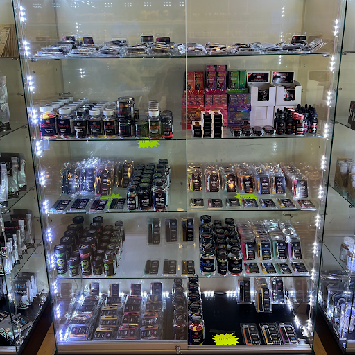 Vaporizer Store «E Vapor Squad - Vape Shop - Glass Pipes & More», reviews and photos, 1095 N Military Trl, West Palm Beach, FL 33409, USA