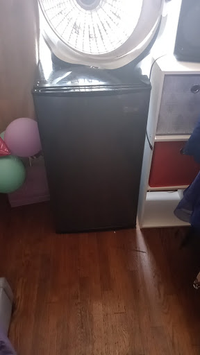 Furniture Rental Service «Rent-A-Center», reviews and photos, 291 E Willow St, Long Beach, CA 90806, USA