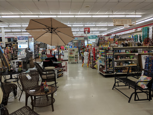 Hardware Store «Westlake Ace Hardware 026», reviews and photos, 5001 SW 29th St, Topeka, KS 66614, USA