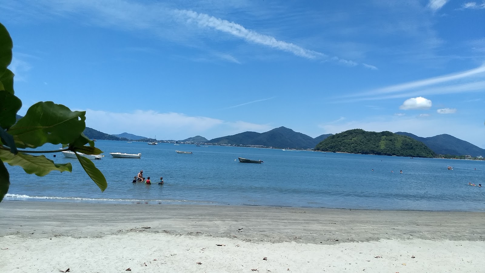Photo de Praia de Iperoig - endroit populaire parmi les connaisseurs de la détente