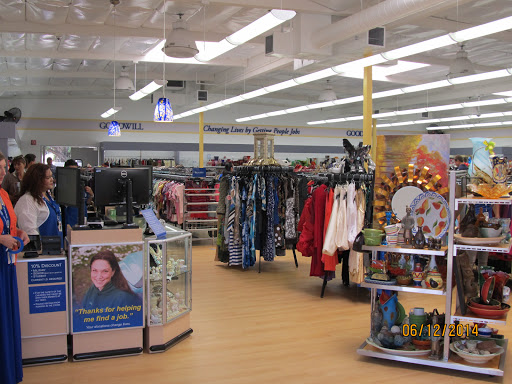 Outlet Store «Goodwill Outlet & Donation Center», reviews and photos