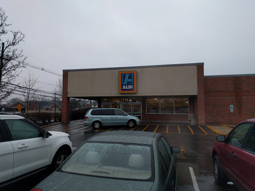 Supermarket «ALDI», reviews and photos, 6 Van Dyke Ave, New Brunswick, NJ 08901, USA