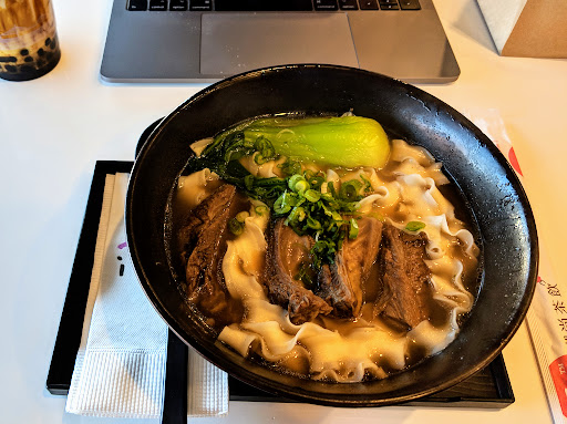 Shopping Mall «Pelton Shopping Center», reviews and photos, 110 Pelton Center Way, San Leandro, CA 94577, USA