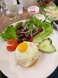 Œuf au plat du Restaurant vietnamien Pho Bom à Paris - n°17