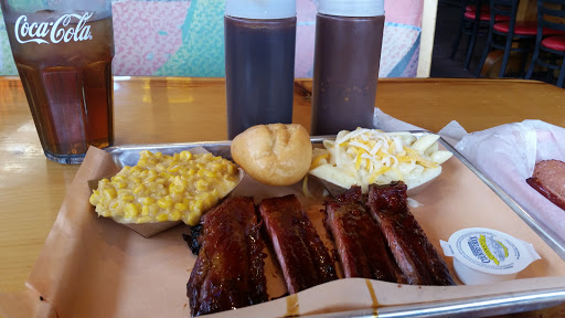 Restaurant «Buckingham Smokehouse BAR-B-Q», reviews and photos, 2415 N Glenstone Ave, Springfield, MO 65803, USA