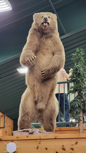 Gun Shop «Vance Outdoors», reviews and photos, 150 Arrowhead Dr, Hebron, OH 43025, USA