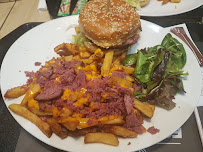 Hamburger du Restauration rapide Food Court - Restaurant Halal à Nanterre - n°12