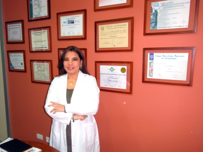 Comentarios y opiniones de Clinica De La Piel- Dra. Rooxi Casquete