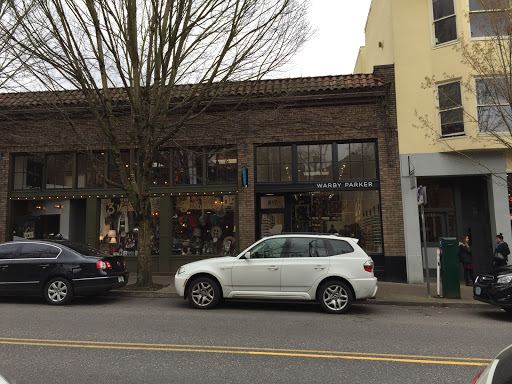 Optician «Warby Parker Annex», reviews and photos, 817 NW 23rd Ave, Portland, OR 97210, USA