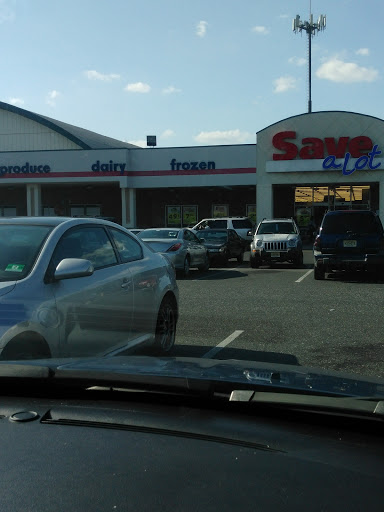 Grocery Store «Save-A-Lot», reviews and photos, 3949 US-130, Pennsauken Township, NJ 08110, USA