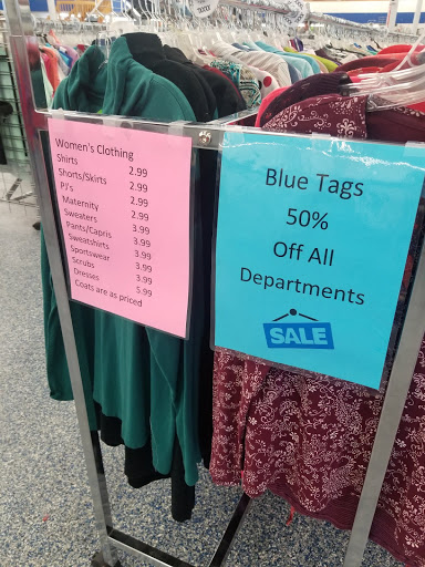 Thrift Store «St Vincent de Paul Kenosha Thrift Store», reviews and photos, 7531 30th Ave, Kenosha, WI 53142, USA