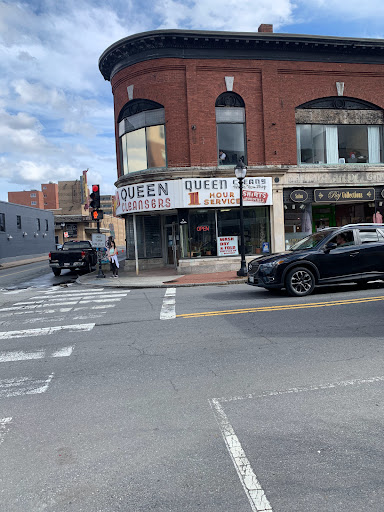 Dry Cleaner «Queen Cleaners», reviews and photos, 266 Moody St, Waltham, MA 02453, USA