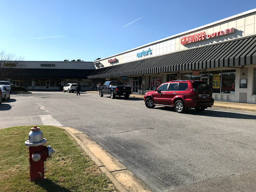 Shopping Mall «Carolina Premium Outlets», reviews and photos, 1025 Outlet Center Dr, Smithfield, NC 27577, USA