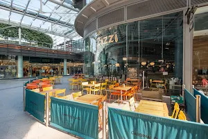 Zizzi - Victoria image