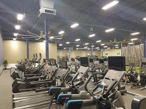 Gym «URGE fitness Fairless Hills PA», reviews and photos, 495 S Oxford Valley Rd, Fairless Hills, PA 19030, USA