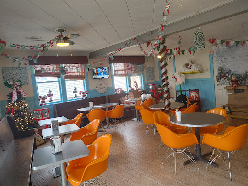 Donut Shop «Top That! Donuts», reviews and photos, 210 Ocean Ave, Point Pleasant Beach, NJ 08742, USA