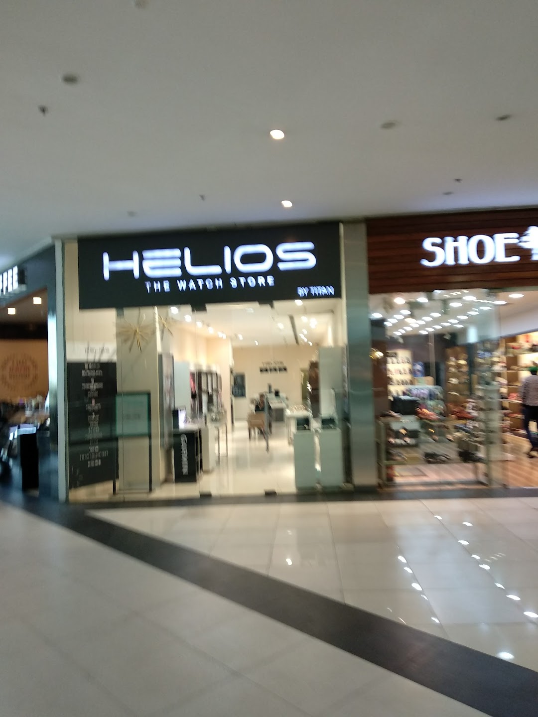 Helios Watch Store - By Titan