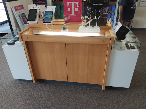 Shopping Mall «Town Square Mall», reviews and photos, 2405 Vestal Pkwy E, Vestal, NY 13850, USA