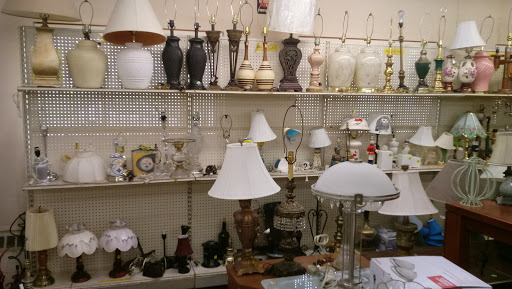 Thrift Store «Community Thrift Center», reviews and photos, 2226 Noblestown Rd, Pittsburgh, PA 15205, USA