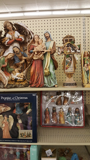 Department Store «T.J. Maxx», reviews and photos, 744 S Meadow St #300, Ithaca, NY 14850, USA