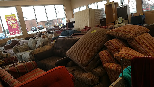 Thrift Store «Grace Centers of Hope Thrift Store», reviews and photos, 5919 Highland Rd, Waterford Twp, MI 48327, USA