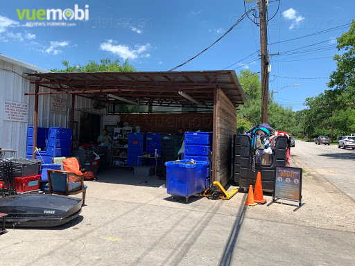 Thrift Store «Goodwill Central Texas Lake Austin Store», reviews and photos, 701 Newman Dr, Austin, TX 78703, USA