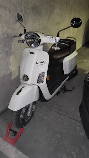 Motor Scooter Dealer «Blitz Moped», reviews and photos, 2924 Main St #102, Dallas, TX 75226, USA