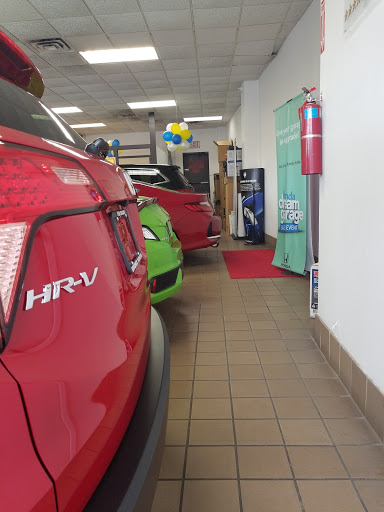 Honda Dealer «Bronx Honda», reviews and photos, 2541 E Tremont Ave, Bronx, NY 10461, USA